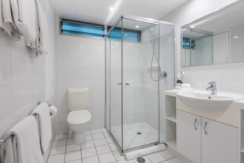 2 Bedroom Poinciana Lodge - Accommodation Port Macquarie 3