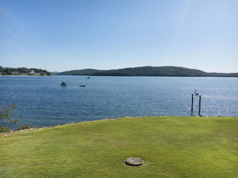 2 The Shores Soldiers Point - Waterfront - Uninterrupted Water Views INCLUDING ALL LINEN & TOWELS, Free Wi-Fi - Accommodation Port Macquarie 1
