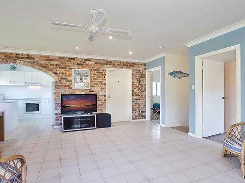 2/10 Krait Close - Only 350mtrs To The Boat Ramp - Accommodation Port Macquarie 2