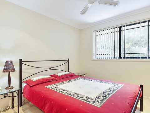 2/11a Christmas Bush Avenue - Fantastic Townhouse Close To Dutchies Beach - Accommodation Port Macquarie 1