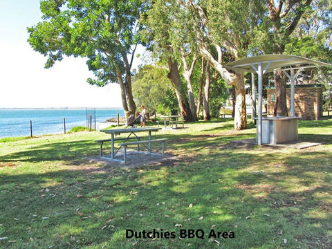 25 Christmas Bush Avenue - Aircon, Pet Friendly, Small Boat Parking & WIFI - Accommodation Port Macquarie 2