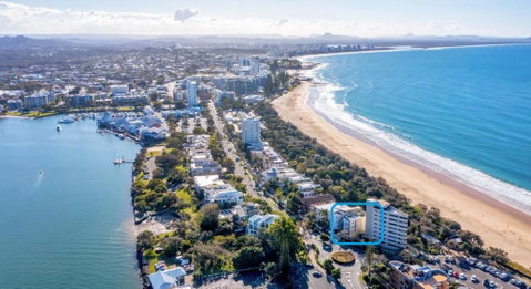 BEACH01- Mooloolaba Beachfront Apartment With Private Pool - Accommodation Port Macquarie 4
