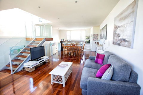 BELLA CASA - Accommodation Port Macquarie 0