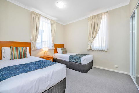 C Mandurah Apartment Resort - Accommodation Port Macquarie 3