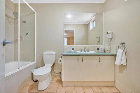 C Mandurah Apartment Resort - Accommodation Port Macquarie 4