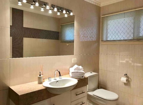 Cloud 9 Guest Suite - Accommodation Port Macquarie 3