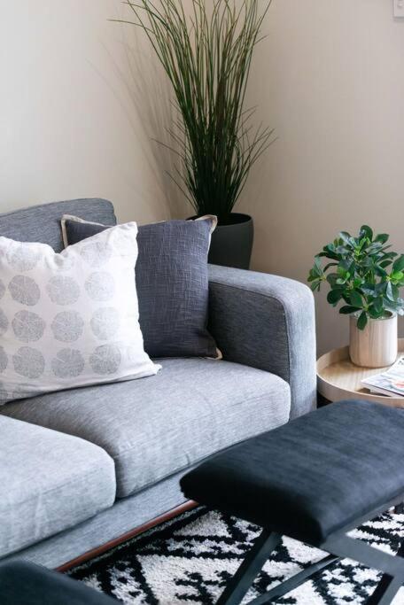 Cute As A Button - Picket Fence 3 Bed Stylish Home - Accommodation Port Macquarie 4