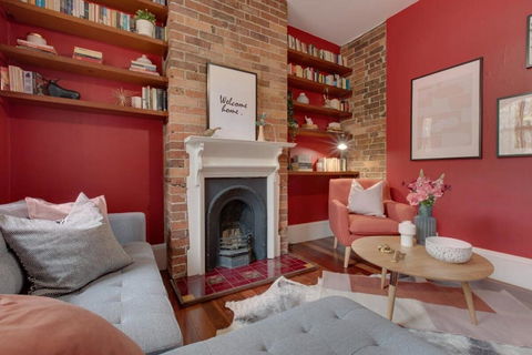 Cute Heritage Home With Balcony Close To The City - Accommodation Port Macquarie 3