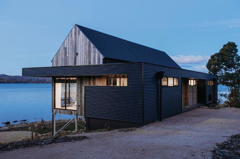 Deviot Boat House - Accommodation Port Macquarie 1
