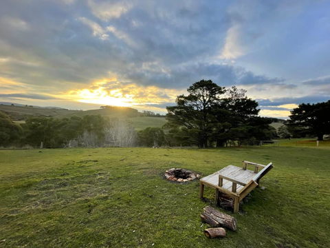 Deep Creek Sunset By Tiny Away - Accommodation Port Macquarie 0