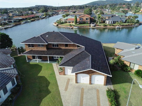 27 Friendship Key - Accommodation Port Macquarie 0