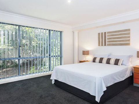 27a Christmas Bush Avenue - Wifi, Aircon, Close To Dutchies Beach - Accommodation Port Macquarie 2