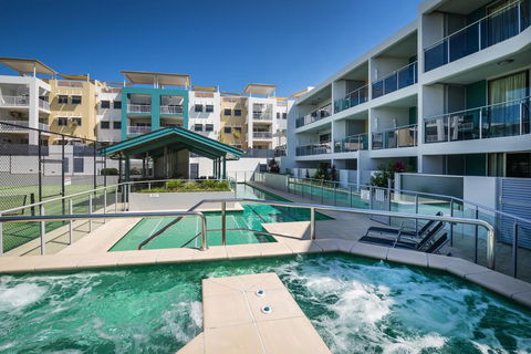 2BR Coolum Beach Escape , Courtyard, Pool, Spa, Tennis - Accommodation Port Macquarie 0