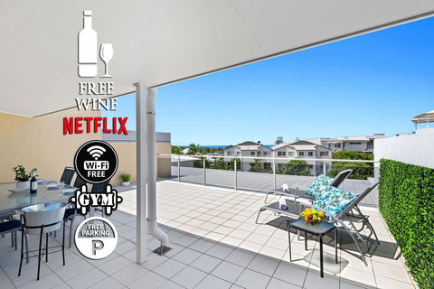 2BR Coolum Beach , Rooftop Terrace, Spa, Tennis, Pool - Accommodation Port Macquarie 0