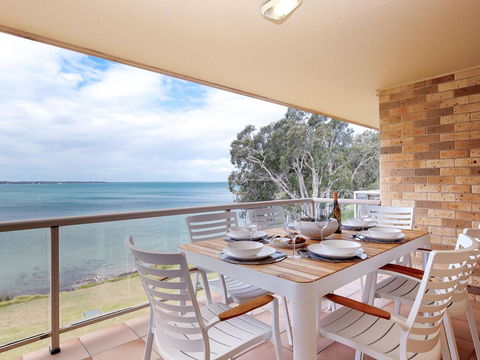 3 'Pelican Sands', 83 Soldiers Point Rd - Stunning Waterfront Unit With Magical Water Views & Air Conditioning - Accommodation Port Macquarie 0