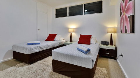 3 Bedroom Poinciana Lodge - Accommodation Port Macquarie 1