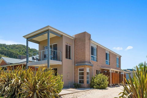 32 Scenic Apollo - Accommodation Port Macquarie 0
