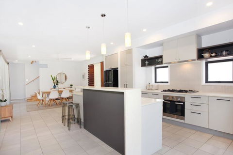 34 Boardrider Crescent, Mount Coolum - Accommodation Port Macquarie 3