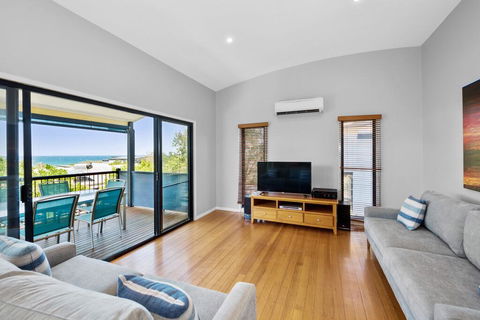 40 Jacana Street, Peregian Beach - Accommodation Port Macquarie 3