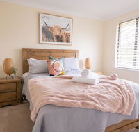 42 Rosemary Lane - Central Orange - Spacious Family Home - Quiet Lane - Accommodation Port Macquarie