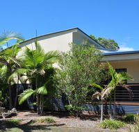 44 Cypress Avenue - Holiday home in a quiet location close to patrolled beach and CBD - Accommodation Port Macquarie