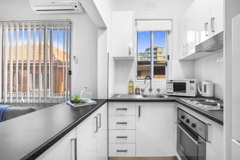 5 South Pacific 2 Bedrooms - Accommodation Port Macquarie 1