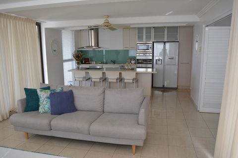 5,  Apartment On The Esplanade - Accommodation Port Macquarie 1