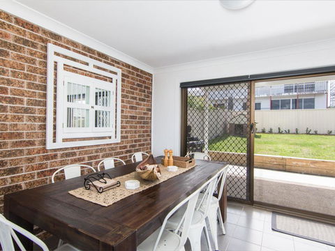 50 Lakeview - Accommodation Port Macquarie 3
