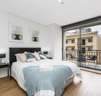 504 Perth CBD Huge and beautiful - Accommodation Port Macquarie