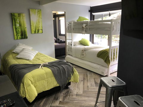 51 Beachcomber Avenue Brahmini Lodge - Accommodation Port Macquarie 1