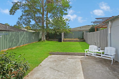 53 Hollingworth Street, Port Macquarie - Accommodation Port Macquarie 3