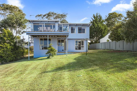 58 Lockhart Ave - Unlock Mollymook's Heart - Accommodation Port Macquarie 1