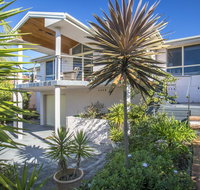 58 Seaview St - Summer Days - Accommodation Port Macquarie