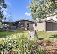 62 BINGLEY PARADE RIVERSEA HOUSE - Accommodation Port Macquarie