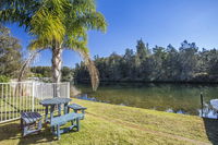 77 Lake Entrance Rd - Waterfront Wonder