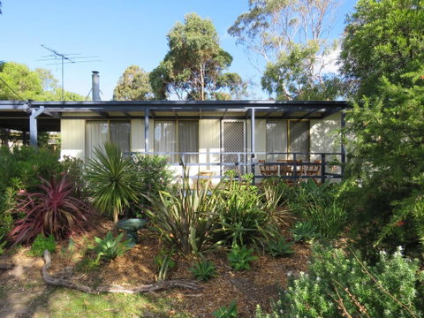8 Ophir Ave, Ventnor - Accommodation Port Macquarie 1