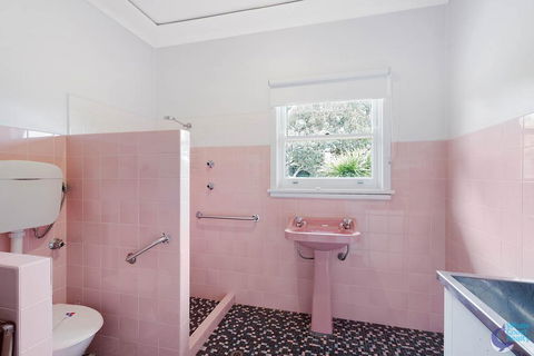 84 Ocean Parade - Accommodation Port Macquarie 1