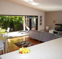 LIZZIE - Accommodation Port Macquarie