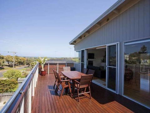 A Beautiful Beach House Torquay - Accommodation Port Macquarie 0