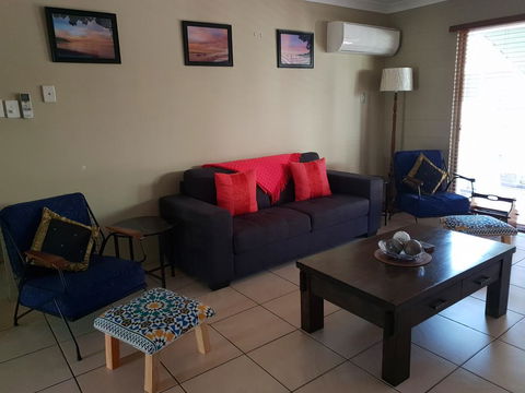 A City Retreat, 2BR Apartment - Reid Park -Townsville - Accommodation Port Macquarie 0