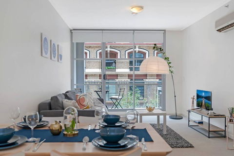 A Modern & Stylish Studio Near Darling Harbour - Accommodation Port Macquarie 0