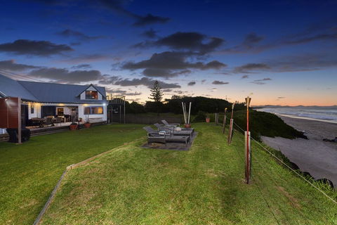 A PERFECT STAY - Belongil On The Beach - Accommodation Port Macquarie 1