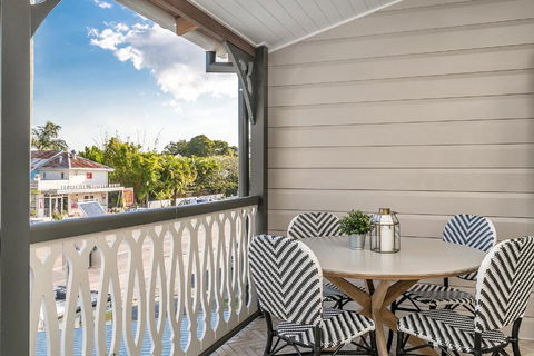 A PERFECT STAY - Luxe & Bloom - Accommodation Port Macquarie 3