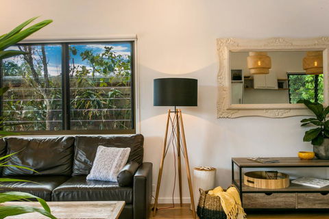 A SWEET ESCAPE - Alcorn House - Accommodation Port Macquarie 1