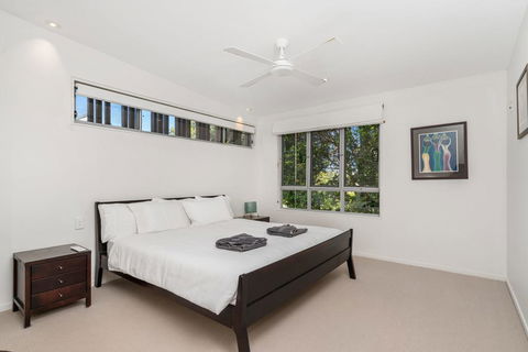 A SWEET ESCAPE - Ariel's - Accommodation Port Macquarie 1