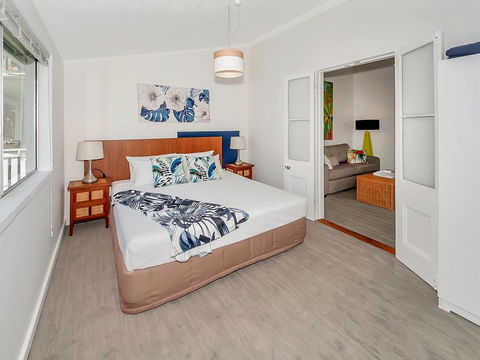 A Touch Of The Bahamas On McKenzie MK3 - Accommodation Port Macquarie 2