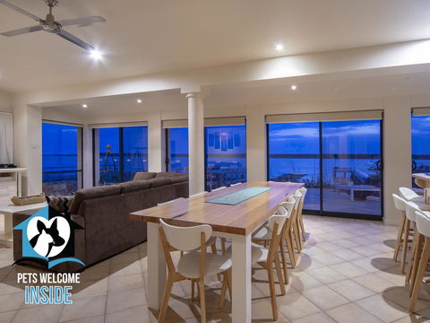 Absolute Water Frontage W/ Jetty + Boat Ramp - Accommodation Port Macquarie 2