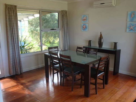 Absolute Waterfront - Accommodation Port Macquarie 2