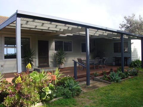 Absolute Waterfront - Accommodation Port Macquarie 0