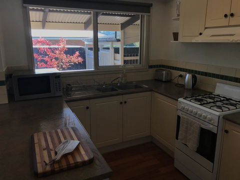 Acacia House - Central Healesville - Yarra Valley - Accommodation Port Macquarie 1